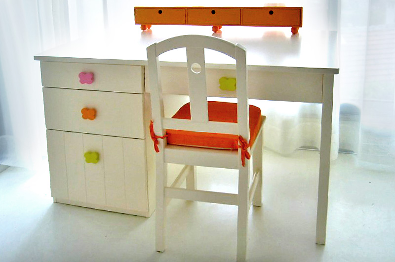 Renkli Yeni Trend Çocuk Çalışma Masası Modelleri | Dekorstili.com