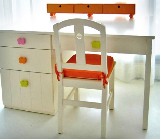 Renkli Yeni Trend Çocuk Çalışma Masası Modelleri | Dekorstili.com